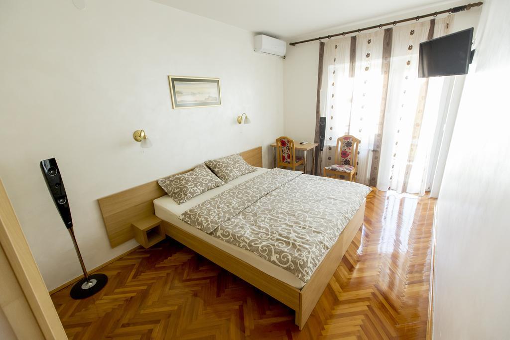 Apartmani Amaro Novi Sad Bagian luar foto