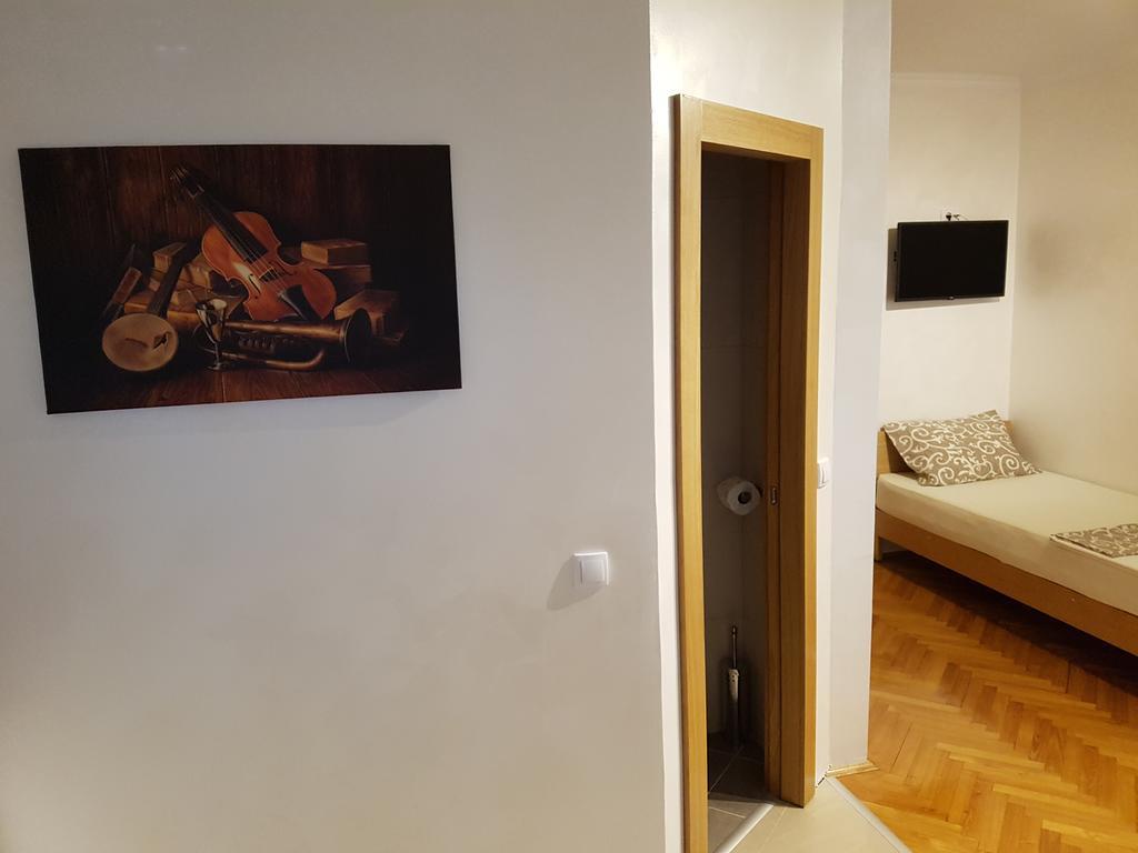 Apartmani Amaro Novi Sad Bagian luar foto